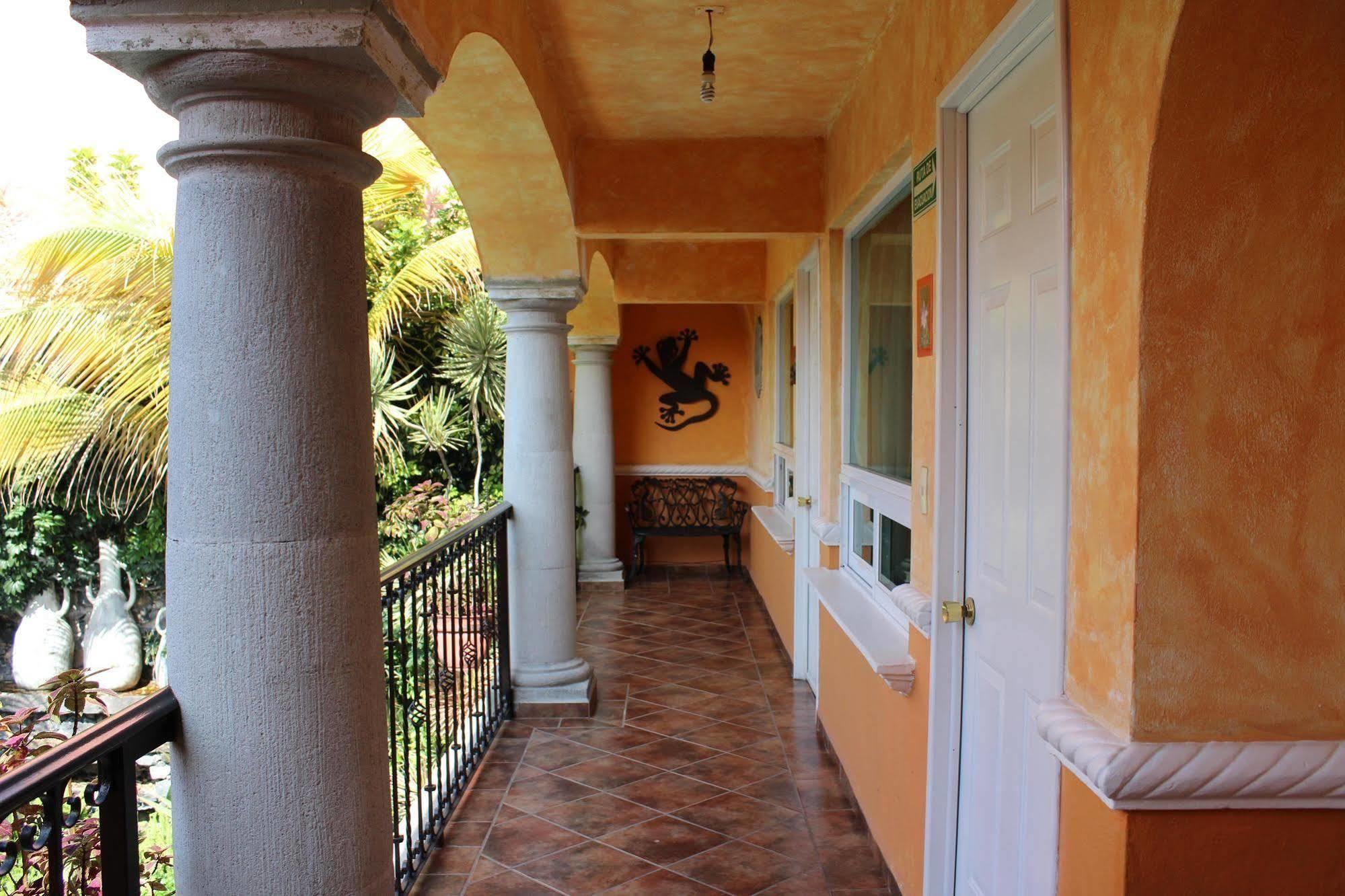 Hotel Casa Anturio Cuernavaca Exterior foto