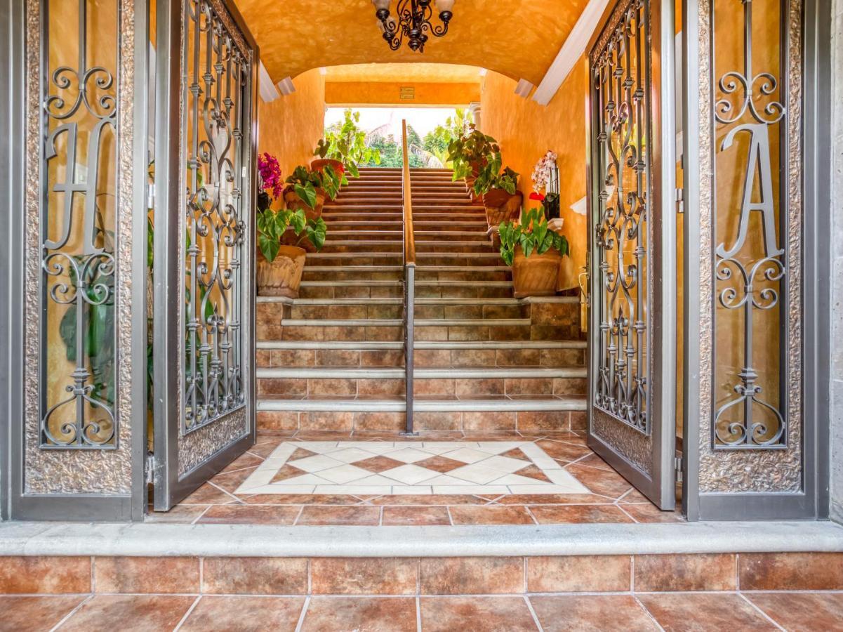 Hotel Casa Anturio Cuernavaca Exterior foto